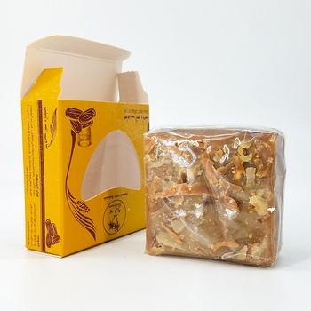 Savon des dattes au lait bio, savon artisanal naturel fait main par Bédouine Cosmétiques, handmade soap, صابون طبيعي بالتمر والحليب صناعة حرفية يدوية
