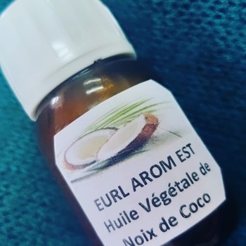 Huile de noix de coco, huile végétale pure et naturelle fait par Les Huiles de l'Es, flacon de 30ml زيت جوز الهند الطبيعي's image