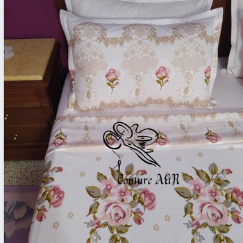 Parure de drap 6 pièces : drap plat, drap housse, 4 taies d'oreillers Couture des draps A & R's image