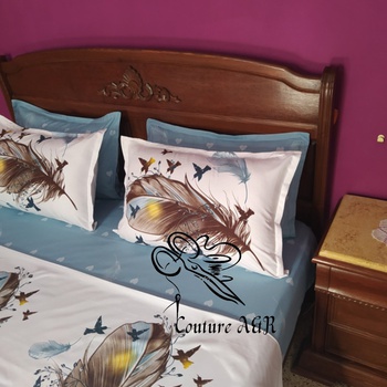 Parure de drap de 6 pièces : drap plat, drap housse,4 taies d'oreillers fait main par Couture des draps A & R couleur blanche et bleue's image
