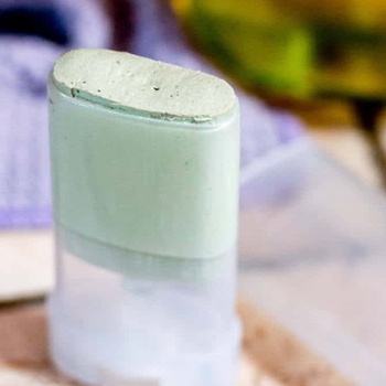 Déodorant stick naturel bio sans sel aluminium ni poudre d'alun مزيل العرق طبيعي بدون املاح الالومنيوم's image
