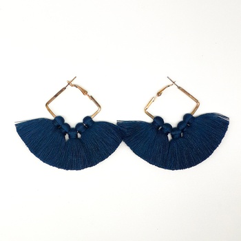 Boucles disque à frange avec pompons couleur bleue's image